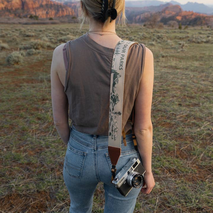 Wildtree - Wholesale Camera Strap - National Park Inspired Camera Strap Brown