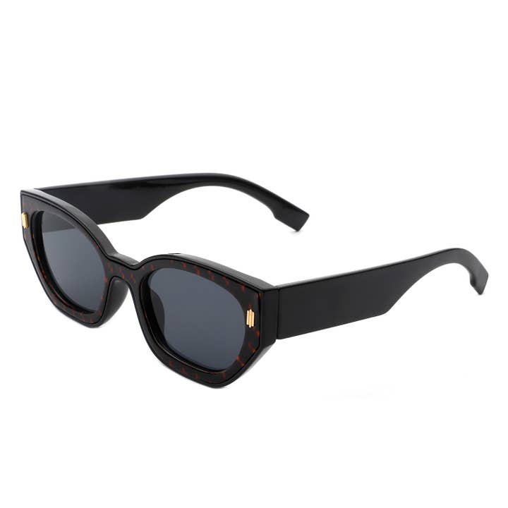 Cramilo Eyewear - Wholesale Sunglasses - Women's - Women Retro Round Fashion Narrow Cat Eye Sunglasses