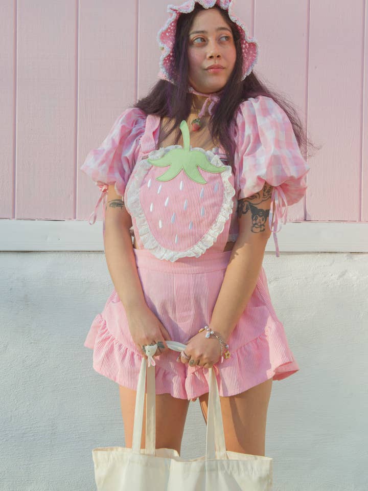 Rosa Jordgubbsromper *förbeställning* för wholesale av Miss Candyholic