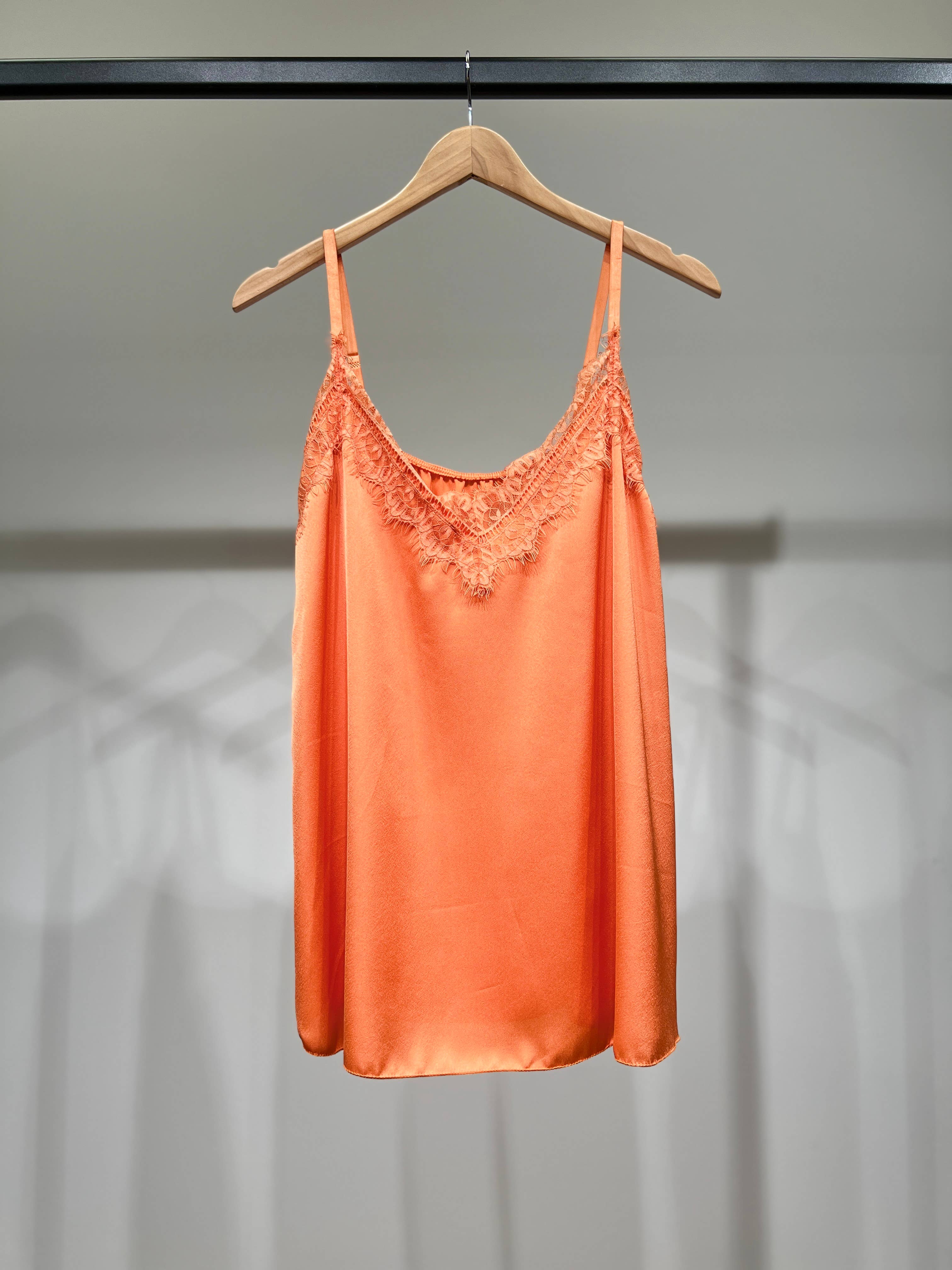 L'Emotion - Vente Débardeur – femme - Débardeur Caraco Ajustable à Dentelle Satiné7