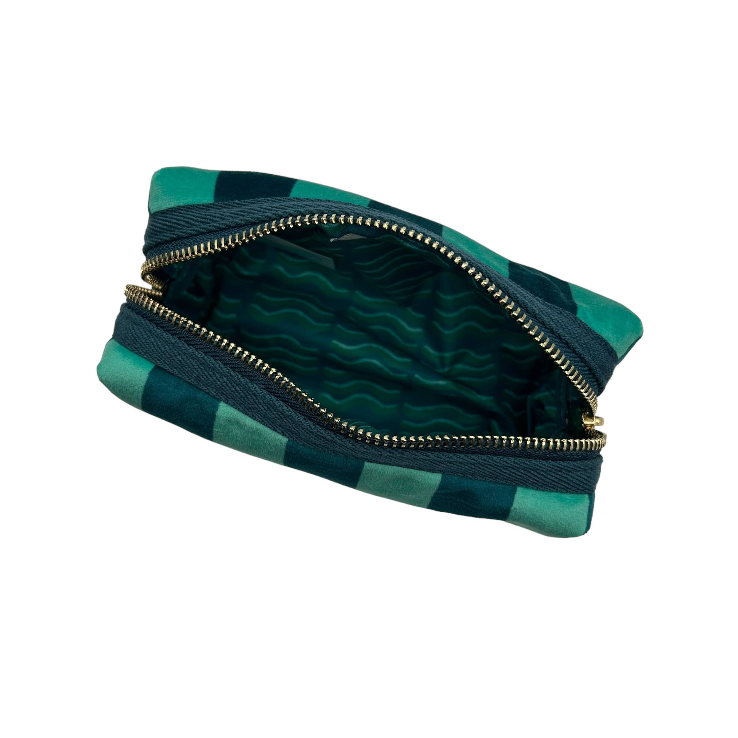 Sixton London – wholesale Make-up/cosmetic bag –  Teal stripe makeup bag1