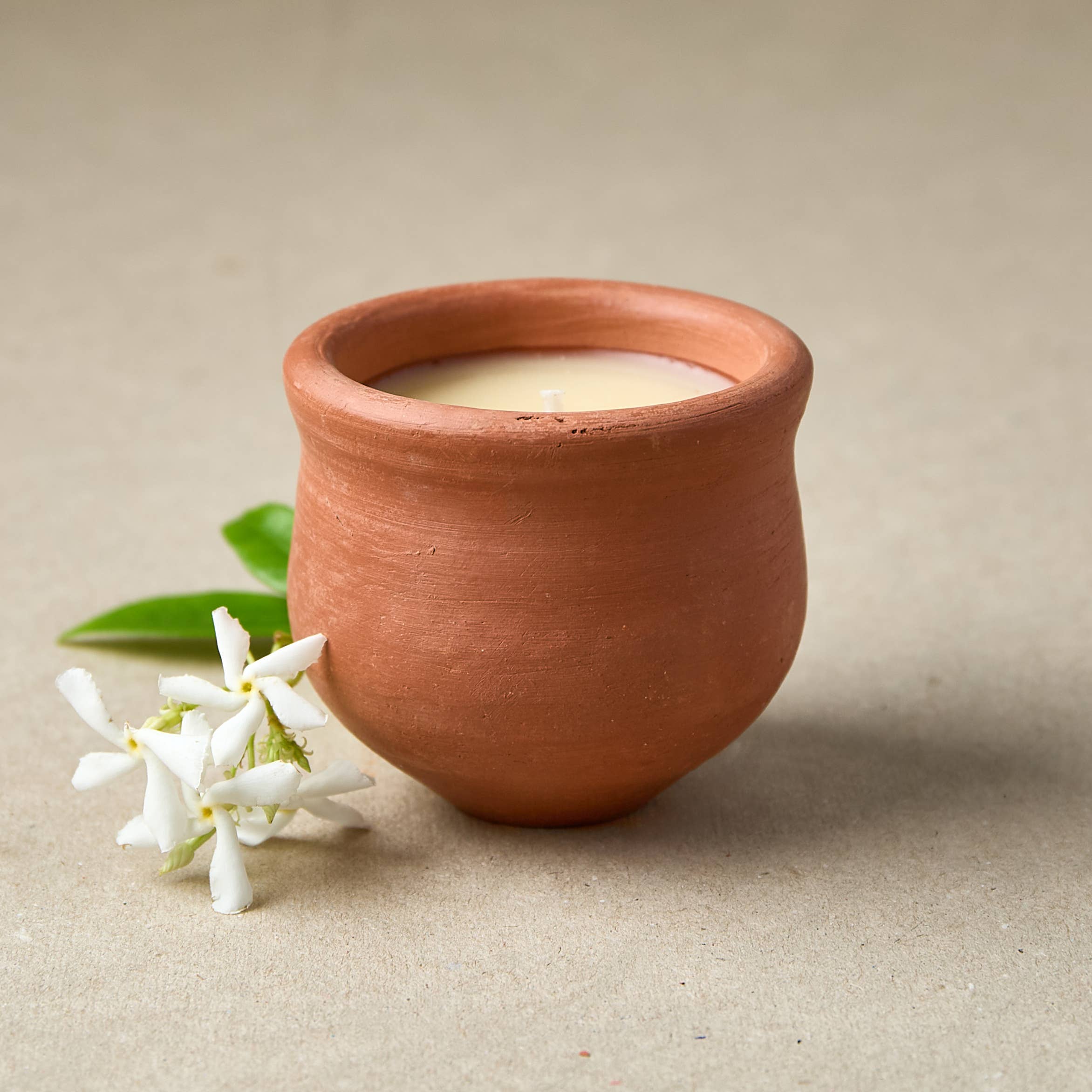 Dalit Goods Co – wholesale Jar/filled candle – Handmade Indian Terracotta Pavani Candle - Jasmine Scented1