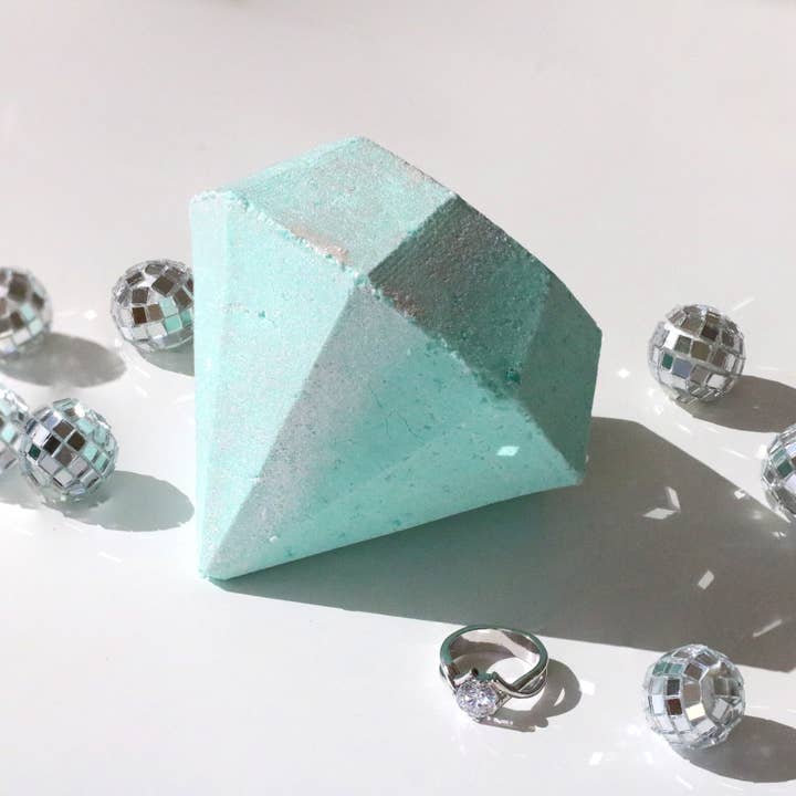 Pearl Bath Bombs – wholesale Bath bomb/fizz – Diamond Disco Ring Bath Bomb
