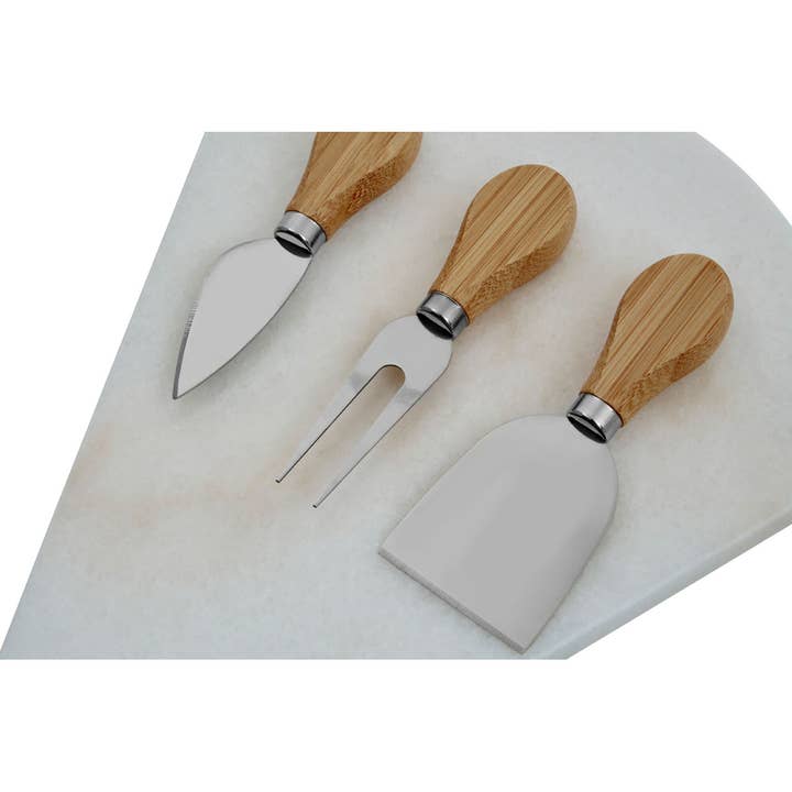 Interiors by Premier – wholesale Cheese board – White Fan Shaped Marble Cheese Board2