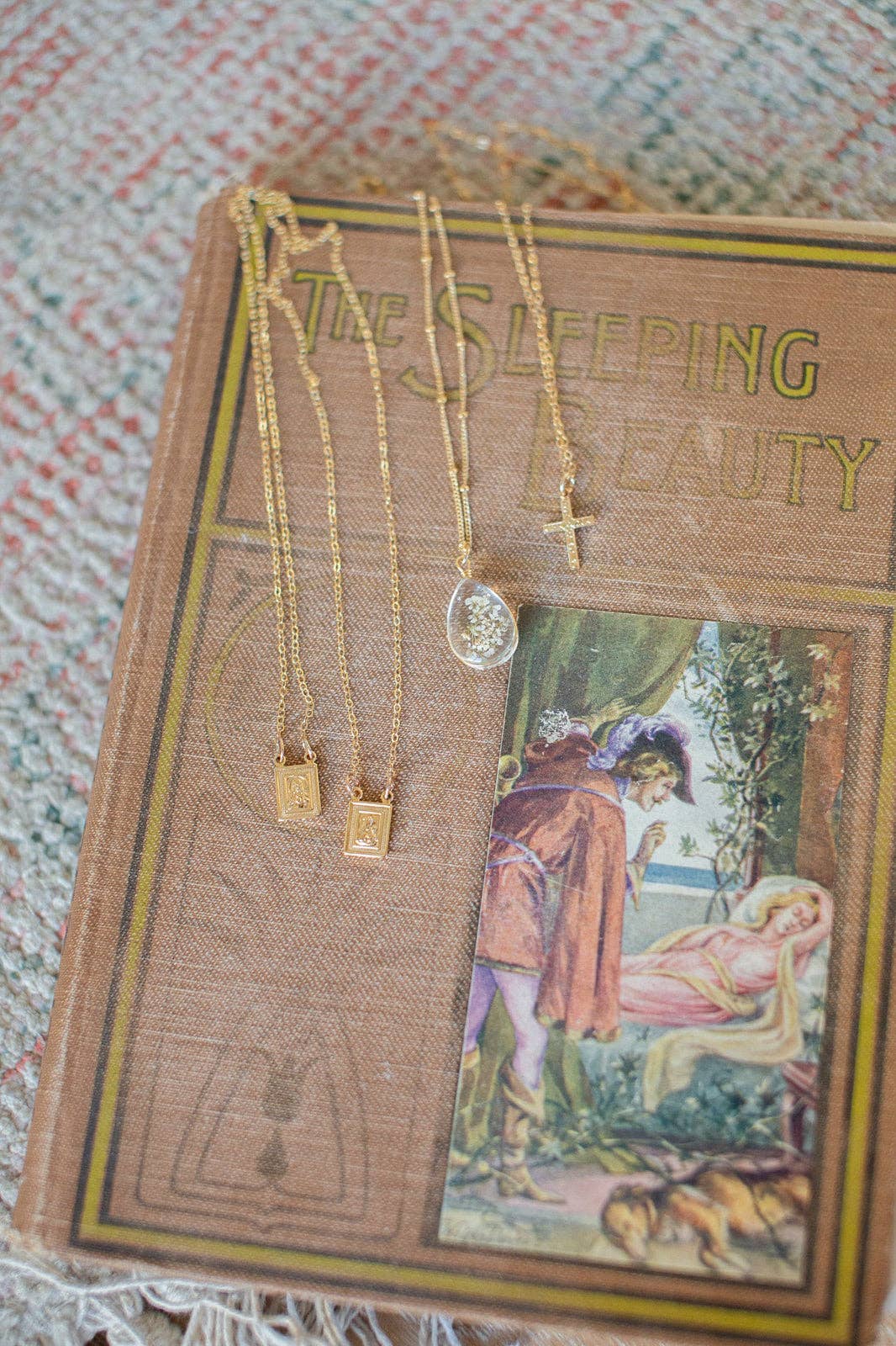 Naomi's Happy Place Shop - Wholesale Pendant/Charm Necklace - Scapular Necklace4