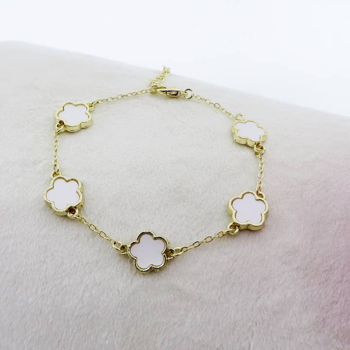 Daemon srls - Venta al por mayor Pulseras de abalorios/colgantes - LILY ~ Pulsera de latón con 5 flores de nácar