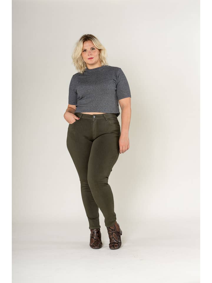 Nina Carter - Wholesale Pants - Women's - Curve Plus Size Ultra Comfort and Stretch Push Up P6115