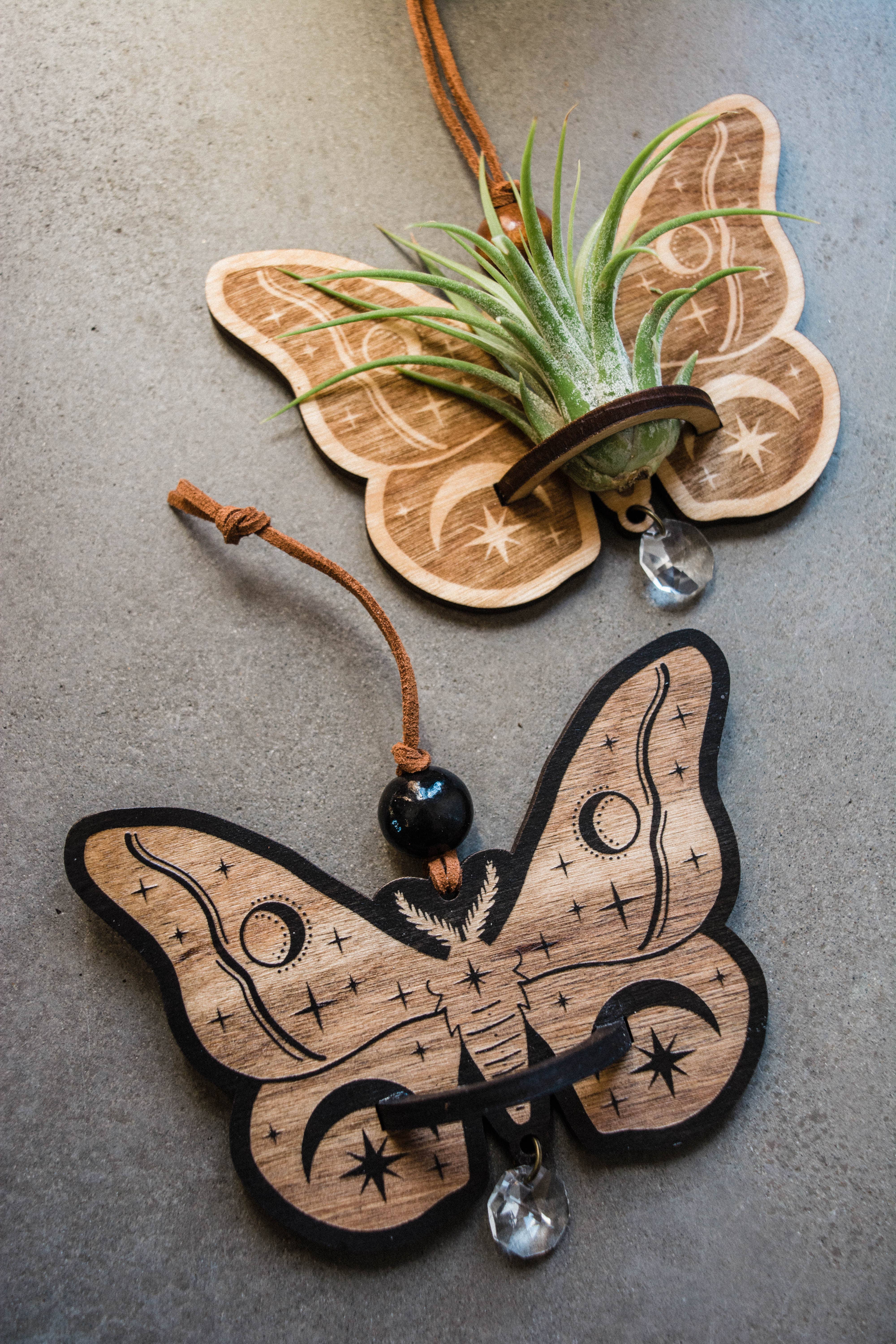 HEX Botanical - Wholesale Suncatcher - Celestial Moth Air Plant Hanger Suncatcher Crystal Prism 11