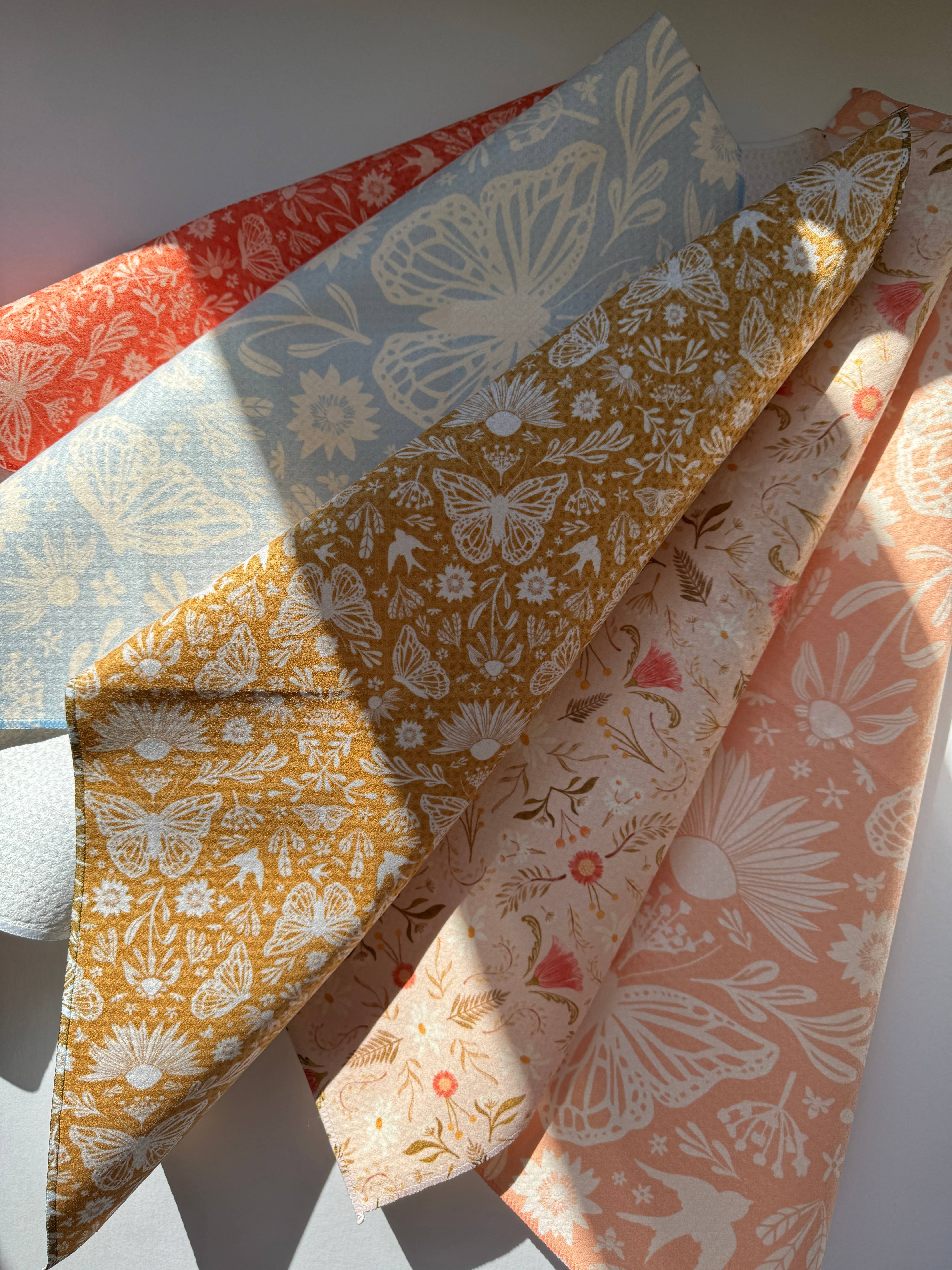 Joymark Studio - Wholesale Tea Towel - Mariposa Motif Small Butterflies Waffle Weave Tea Towel2