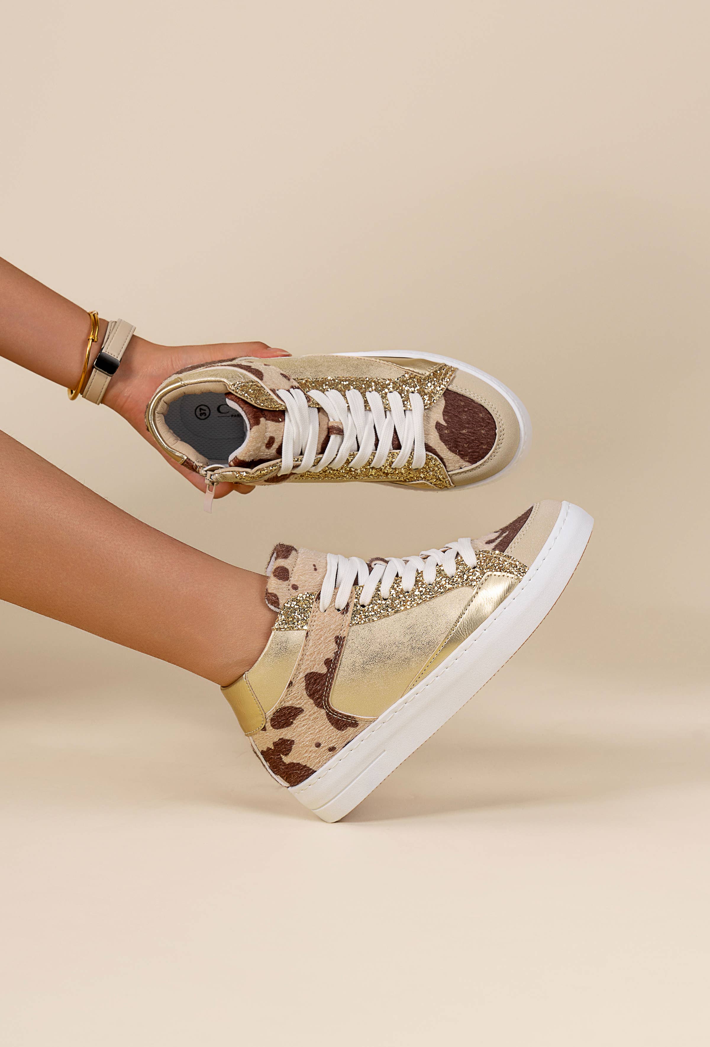 C'M PARIS – Sapatilha Lifestyle - Mulher por atacado – Ténis de Cano Alto com Lantejoulas e Estampados de Animais 652311