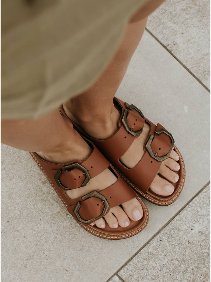 GENUINS - Wholesale Sandals - Women's - GALIA LEATHER CAMEL