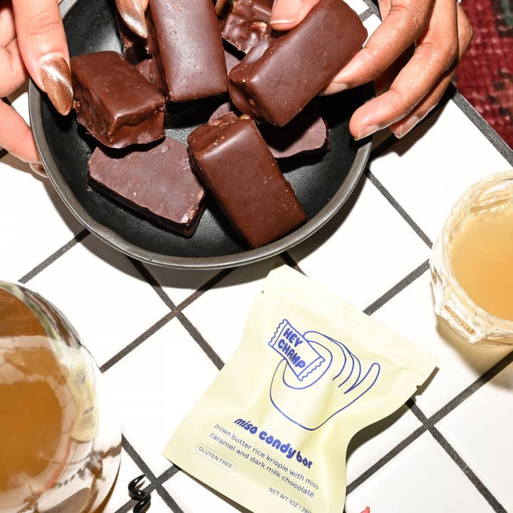 hey champ - Wholesale Chocolate Bar - miso case