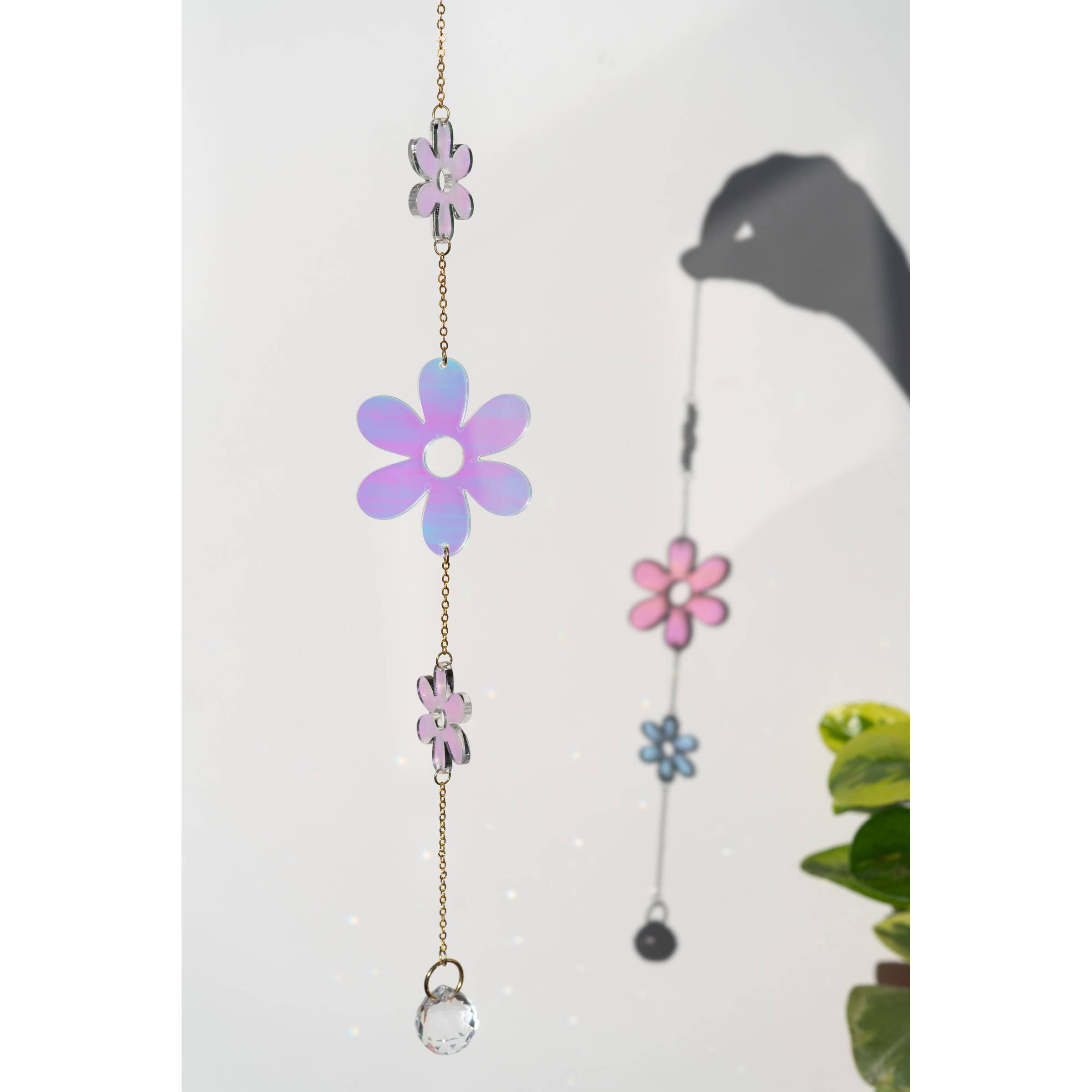 Hustle Home Décor - Wholesale Suncatcher - Daisy Chain Sun Catcher2