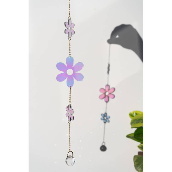 Hustle Home Décor - Wholesale Suncatcher - Daisy Chain Sun Catcher2