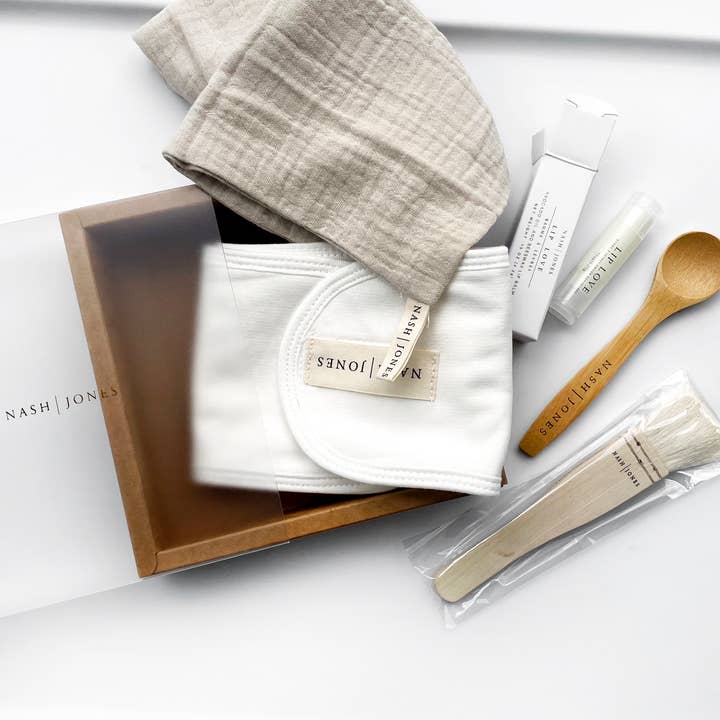 Coffret Cadeau Essentiels Masque pour la vente par Nash and Jones