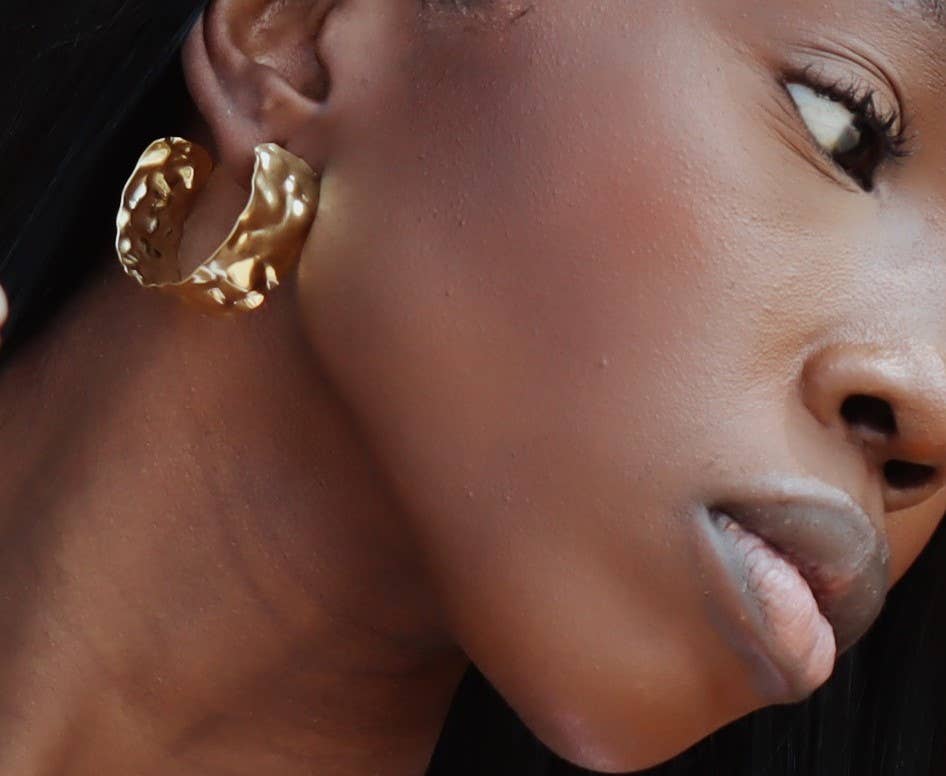 Creative Brazil - Wholesale Oorringen - Caicara grote oorbellen met hamerslagafwerking2