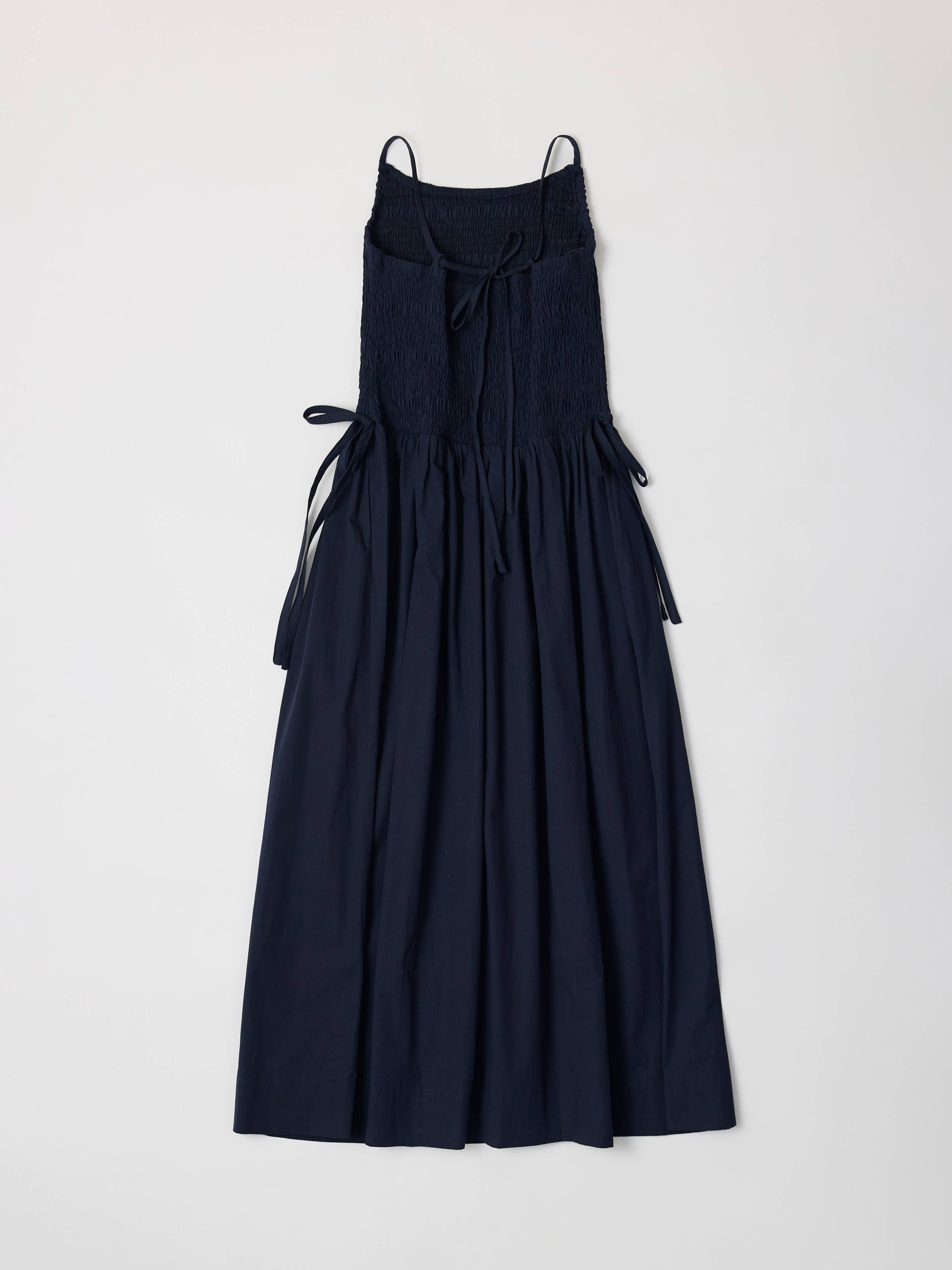 MOD REF - Vendita all'ingrosso Vestito - Donna - Abito The Jenni | Abito midi a nido d'oca con lacci laterali21