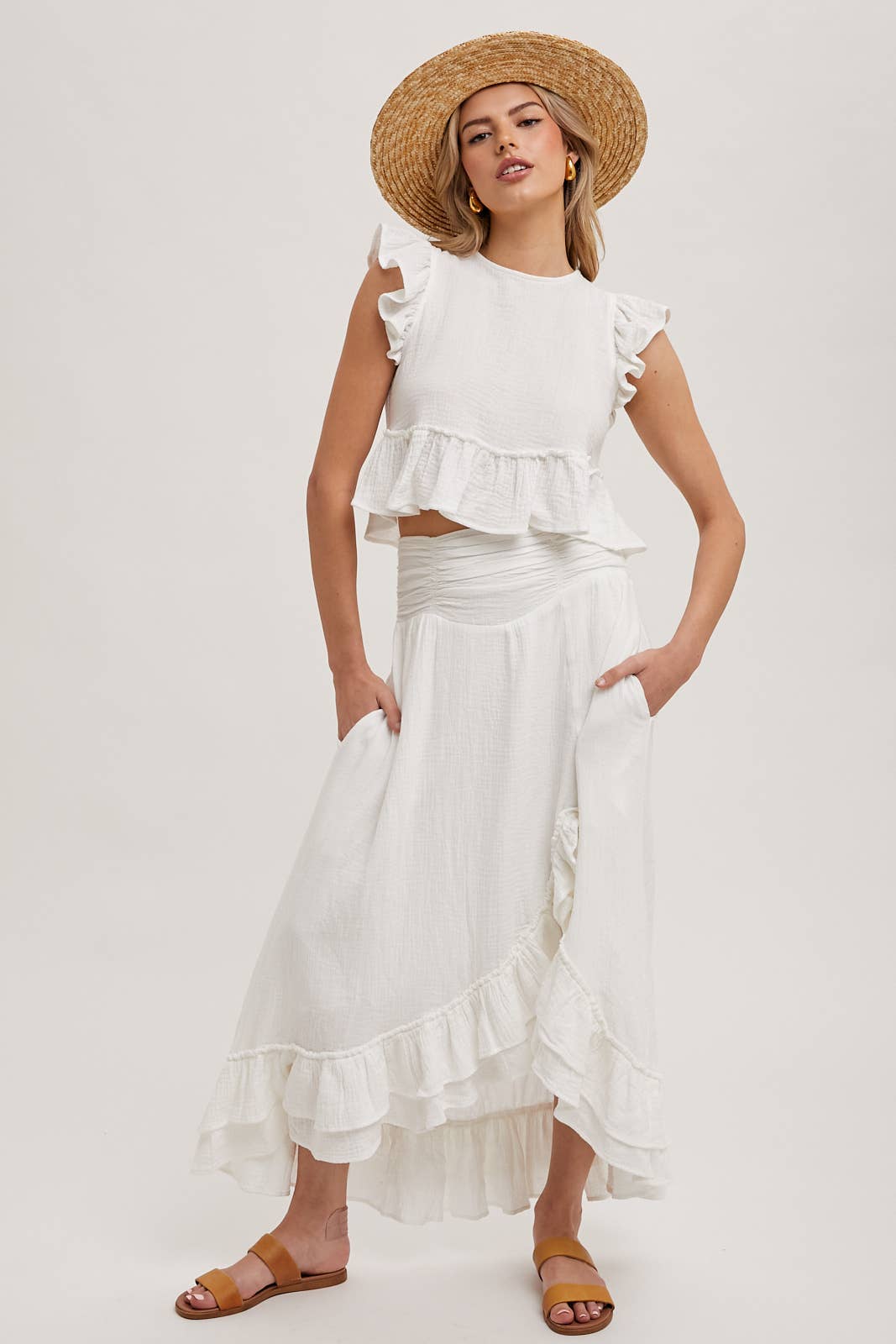 Bluivy – Großhandel Set aus Oberteil und Rock – Damen – MINIROCK-SET MIT CROP TOP UND SEITENSCHLITZ MIT RÜSCHENBESATZ25