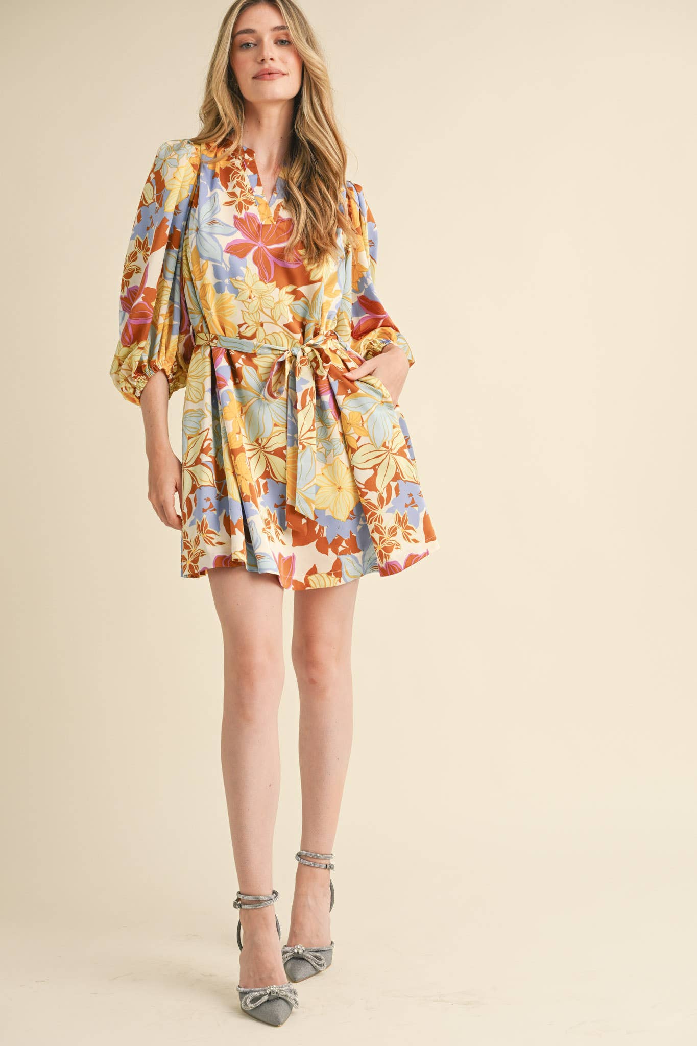 &MERCI - Wholesale Dress - Women's - EXCLUSIVE PRINT PUFF SLEEVE TYING WAIST MINI DRESS MDR335310