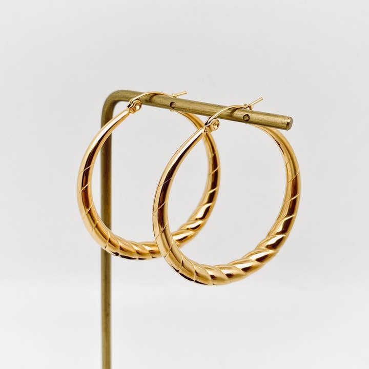 Mio Queena - Wholesale Hoop earrings - Multiple 18K Gold-Plated Stainless Steel Hoop Earrings - FGS7