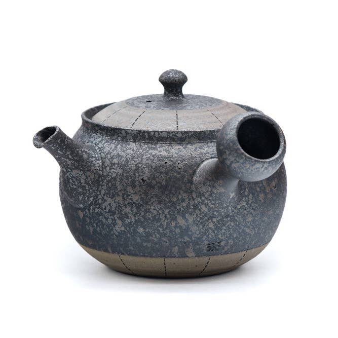 Tezumi - Wholesale Tea Pot - Japanese Kyusu - 藤田徳太 Fujita Tokuta - Haikake Patterned Tokoname Teapot - 330ml2