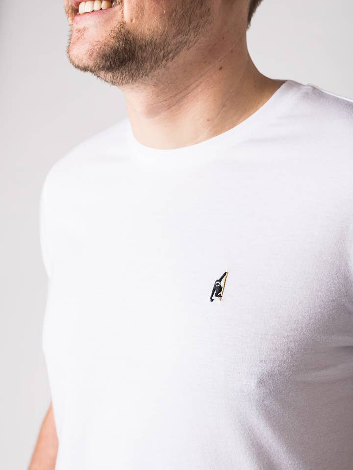 coupe homme - Cao-Vit Gibbon pour la vente par CARTA Clothing