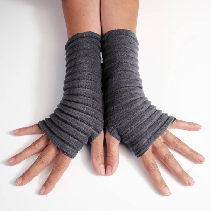 Wristees Fingerless Gloves - Charcoal Grey for wholesale by Anna Falcke