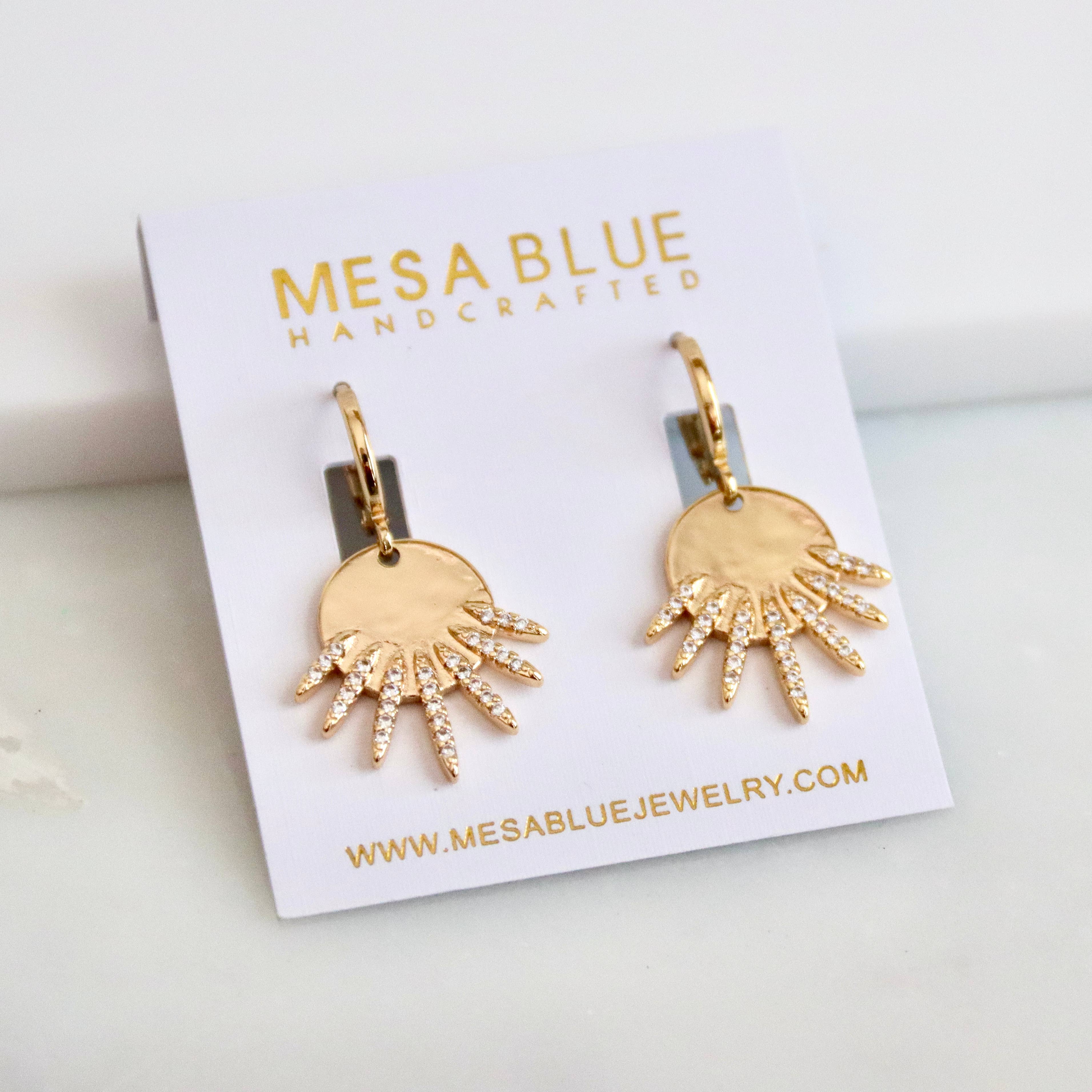 Mesa Blue – brincos huggies por atacado – Brincos de argola CZ Pave Starburst Huggie3