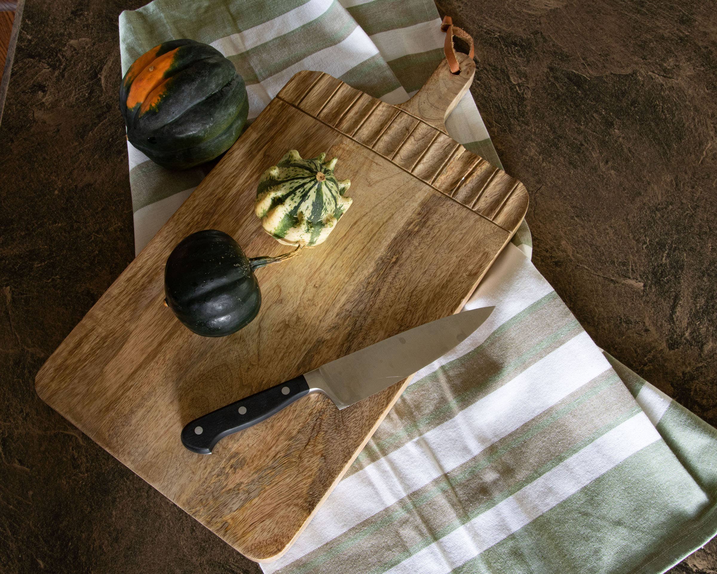 Foreside Home & Garden - Wholesale Cutting Board - Tall Rectangle Hand Carved Wood Serving Cutting Board