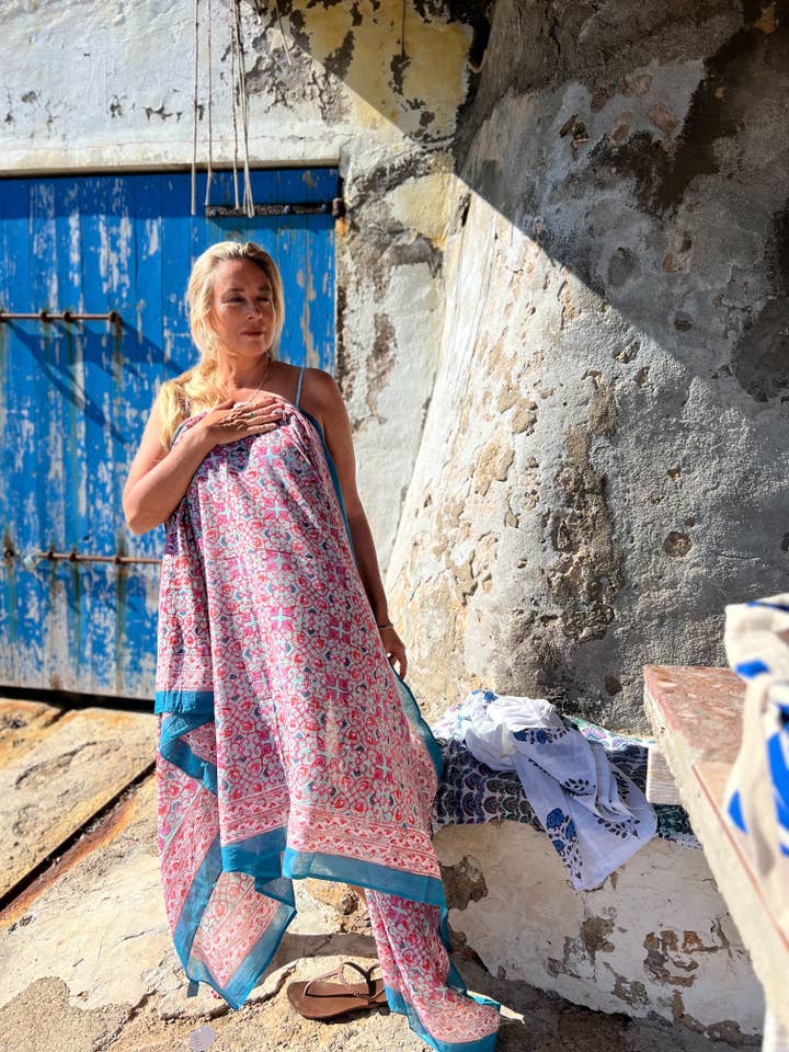 Sarong, Pareo, katoenen sjaal en strand Deluxe Block print collectie, roze hawa mahal 🌸 voor wholesale door Aurobelle Ibiza