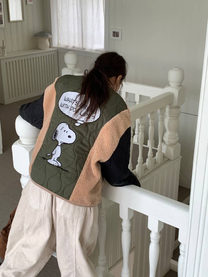 Little Light - Wholesale Puffer Jacket - Women's - Snoopy Limited Edition Sherpa Quilted Fleece Jacket13