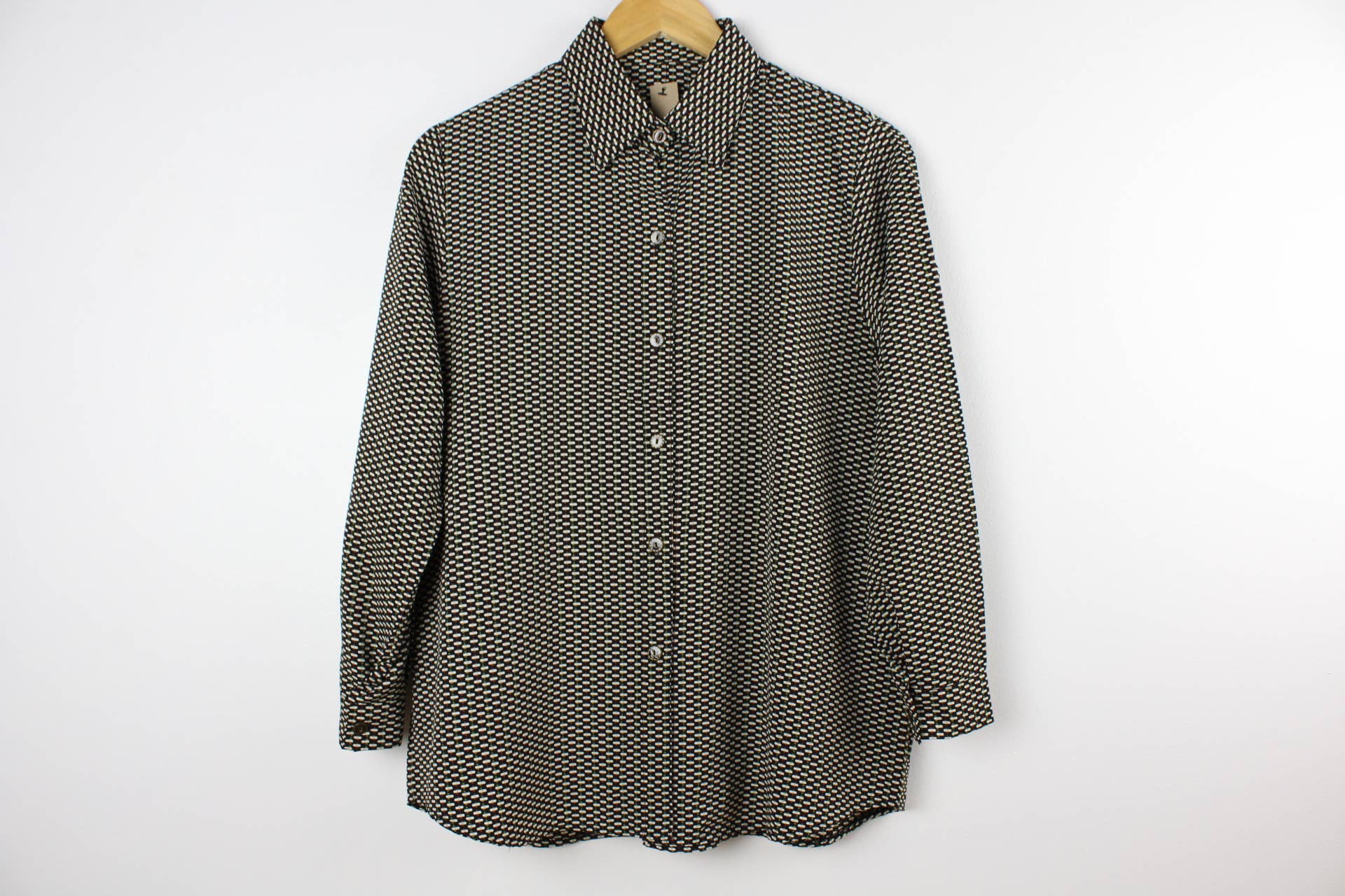 Sun's Out! - Vendita all'ingrosso Camicetta - Donna - Blusa a maniche lunghe con bottoni di seconda mano - Originale20