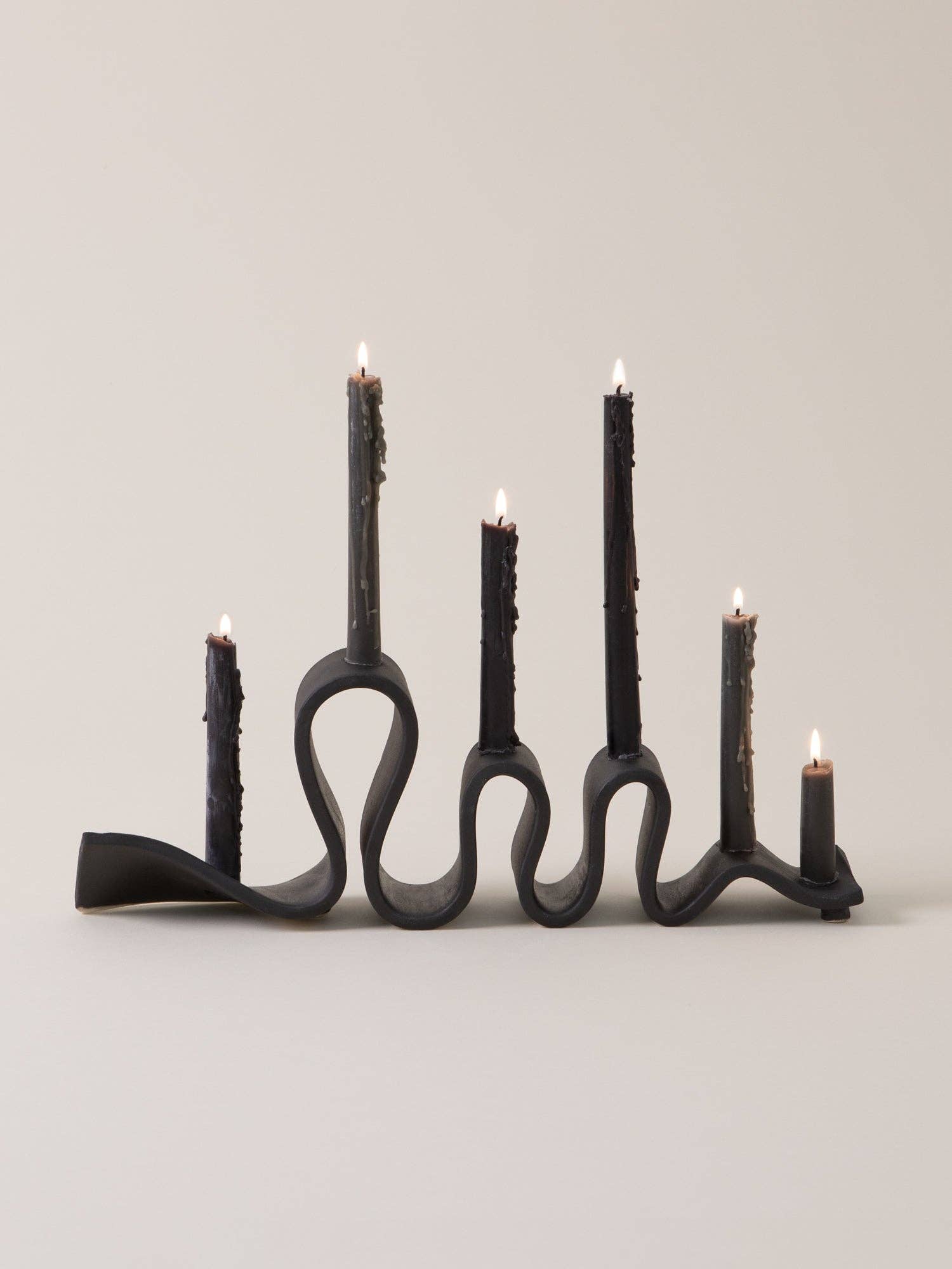 Virginia Sin – Engroshandel Lyseholder – Weylyn Candelabra, Sort