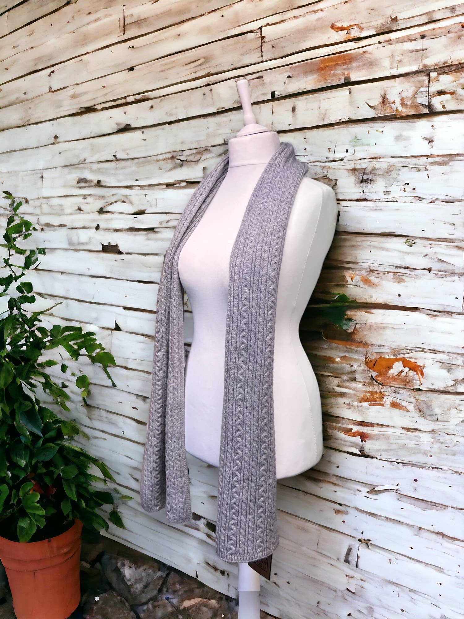 Jess & Lou - Wholesale Scarf - Women's - Cable Knit Scarf4