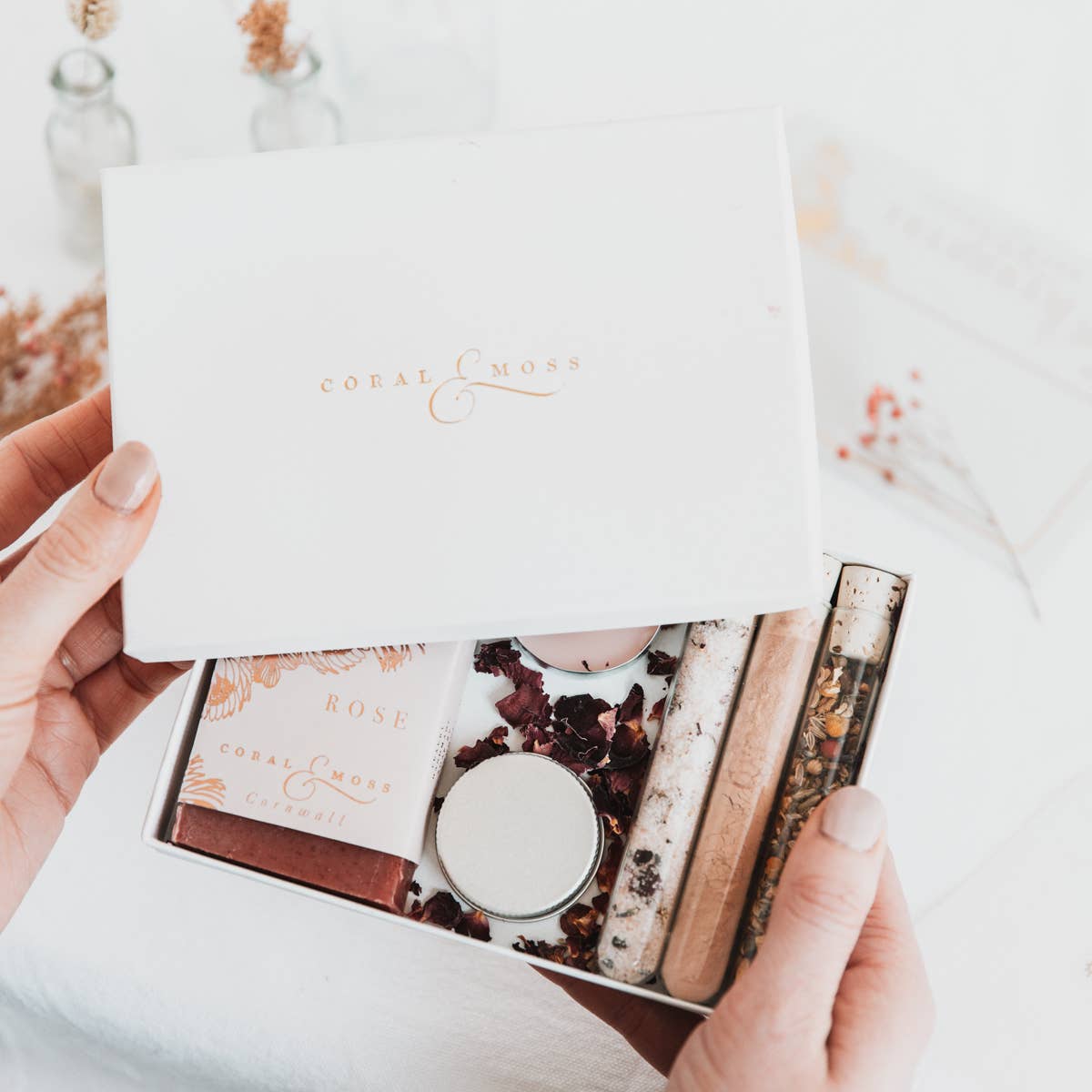 Coral & Moss - Wholesale Bath & Body Set - ROSE 'ME TIME' GIFT SET4