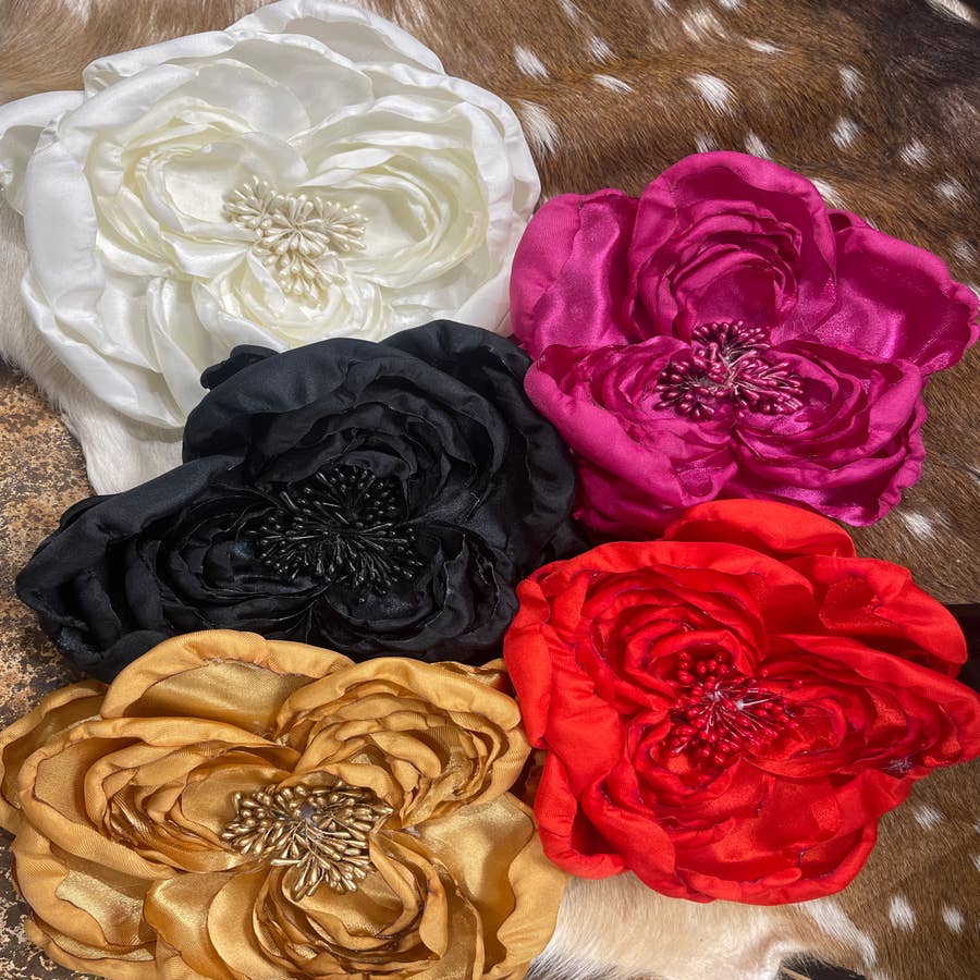 Purchase Wholesale silk flower pins. Free Returns & Net 60 Terms on Faire