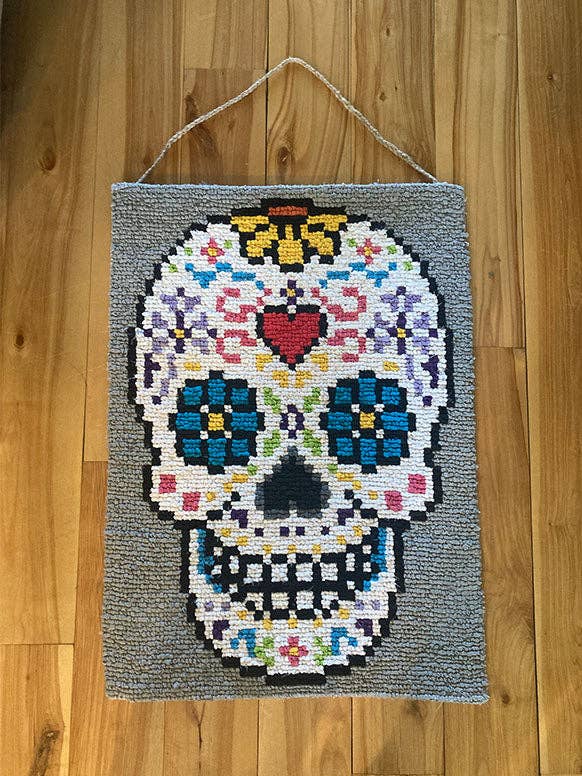 Arte del teschio «Locker Hooked» per la vendita all'ingrosso da parte di TatDaddy Clothing Co.