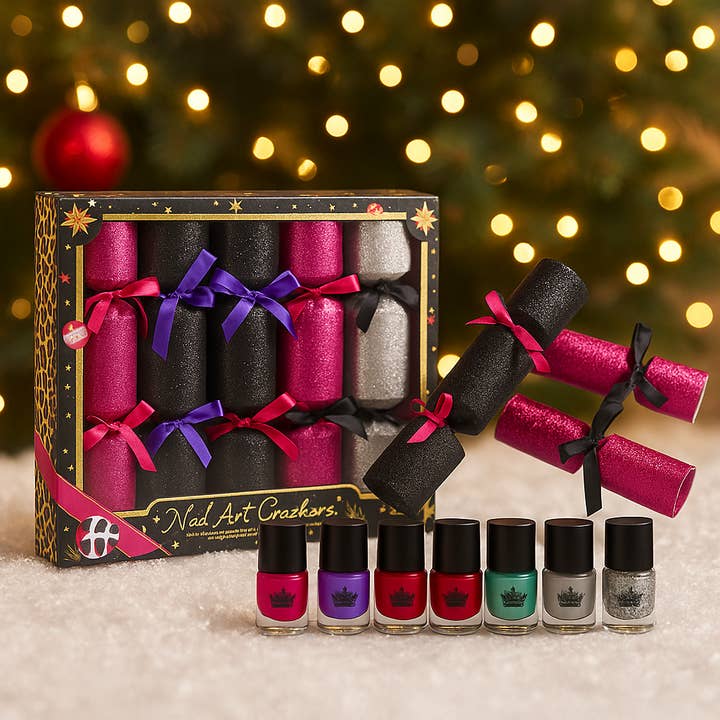 Gift Box of 6 Christmas Crackers "Nail Polish" for wholesale by CARALI / MYC Paris