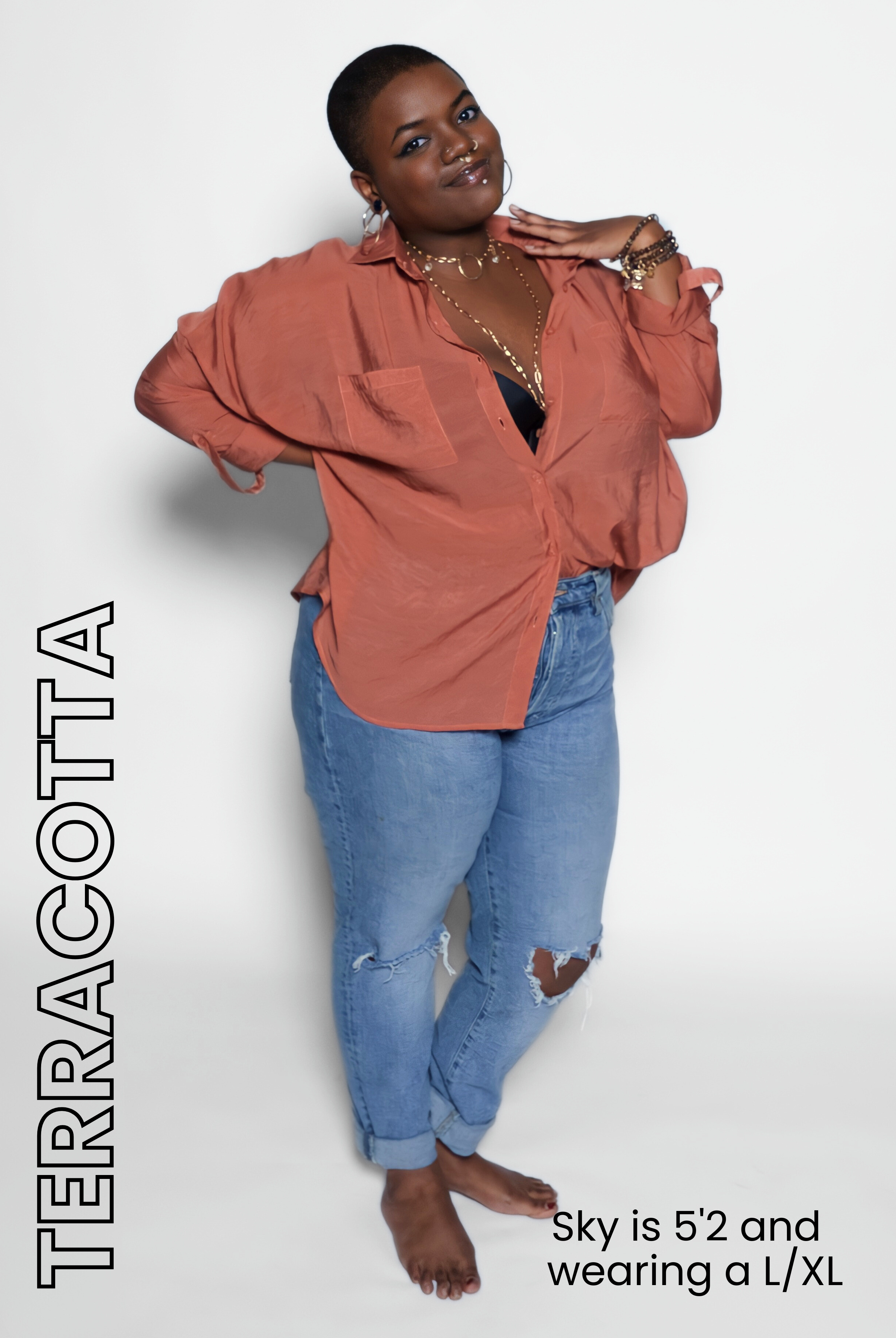 Katia Designs – wholesale Tröja med knappar – Dam – Gudinnans skjorta6