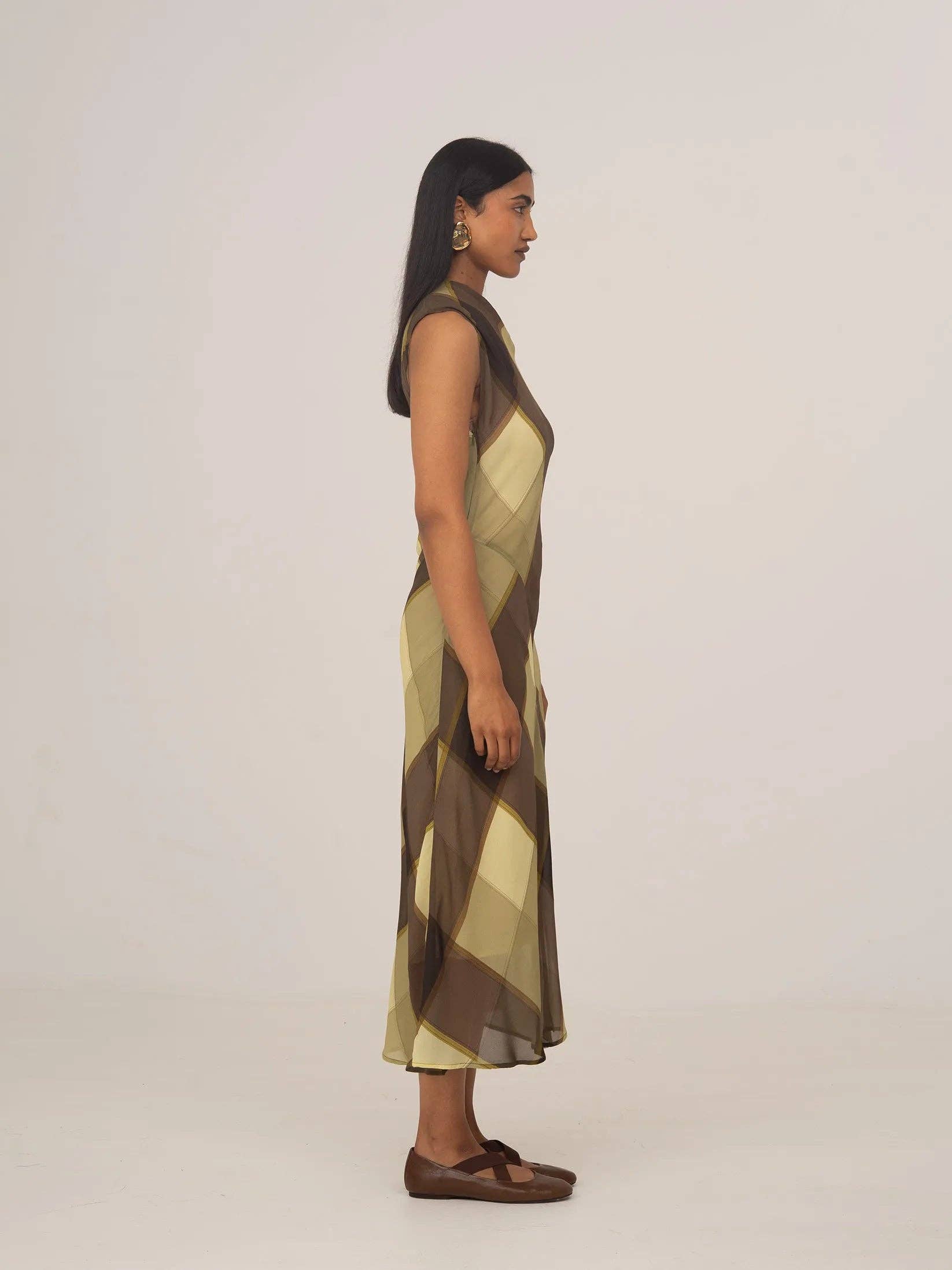 CARMEN SAYS - Wholesale Dress - Women's - Vestido largo de ocasión a cuadros reales marrón y verde2