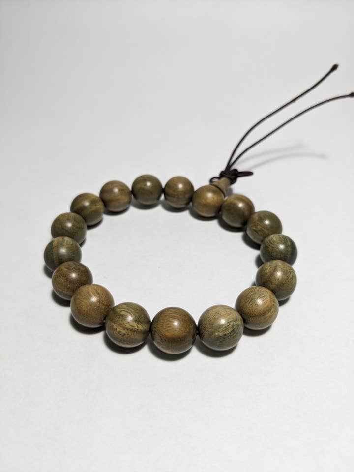 Grönt sandelträ armband för wholesale av Godly Crystals LLC