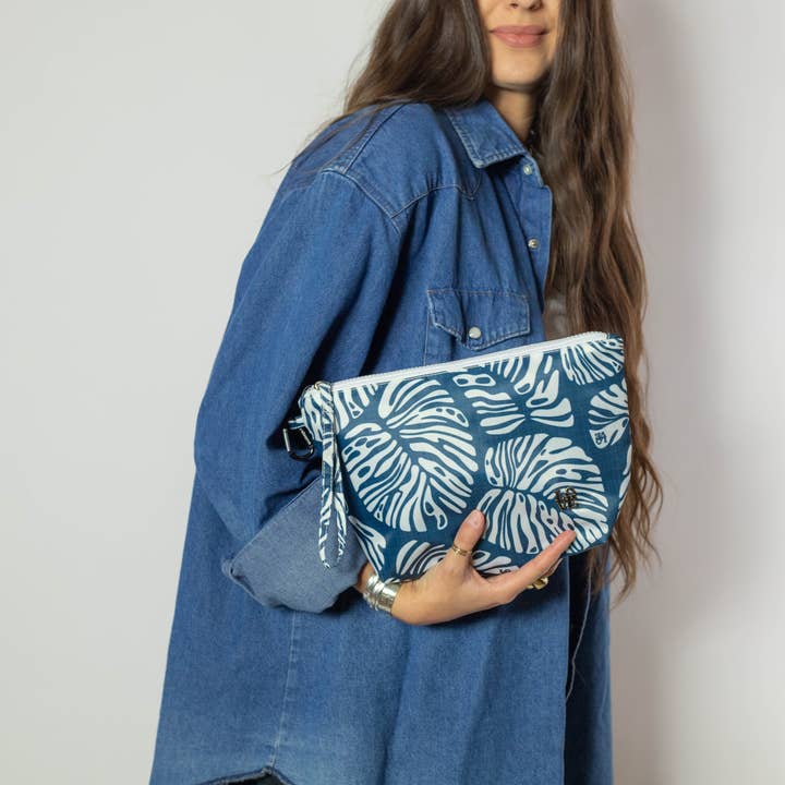 Love Bags - Wholesale Pouch - Women's - POOL PARTY Water Resistant Pouch - Turtle Bay5