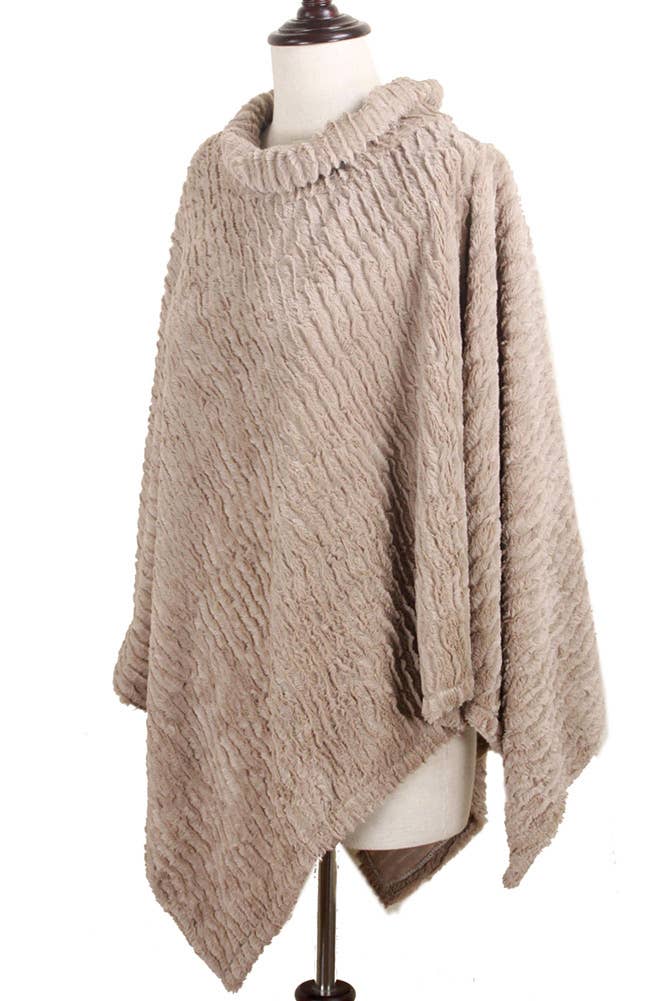 Hana - Wholesale Poncho - Women's - Stripe Pattern Faux Fur Poncho18