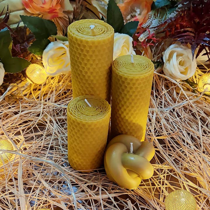 Set di 4 CANDELE IN CERA D'API, candele naturali pure per la vendita all'ingrosso da parte di Xeva Candle Desing LLC