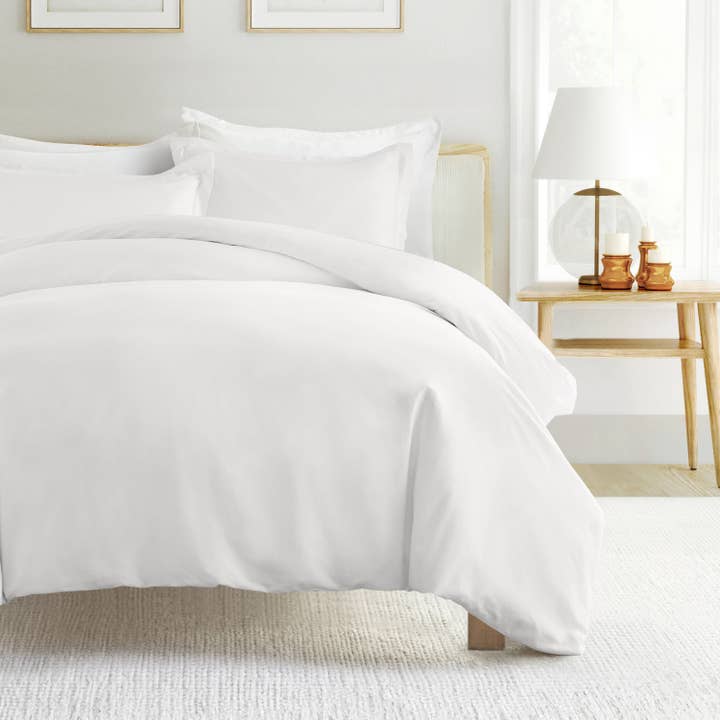 ienjoy Home - Wholesale Duvet Cover - 300 Thread Count 100% Long Staple Cotton Duvet Cover Set47