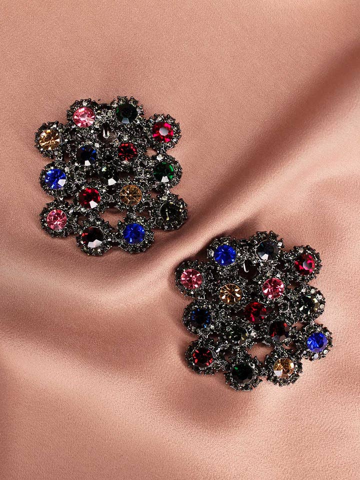 Meghan's clips for wholesale by Froufrouz