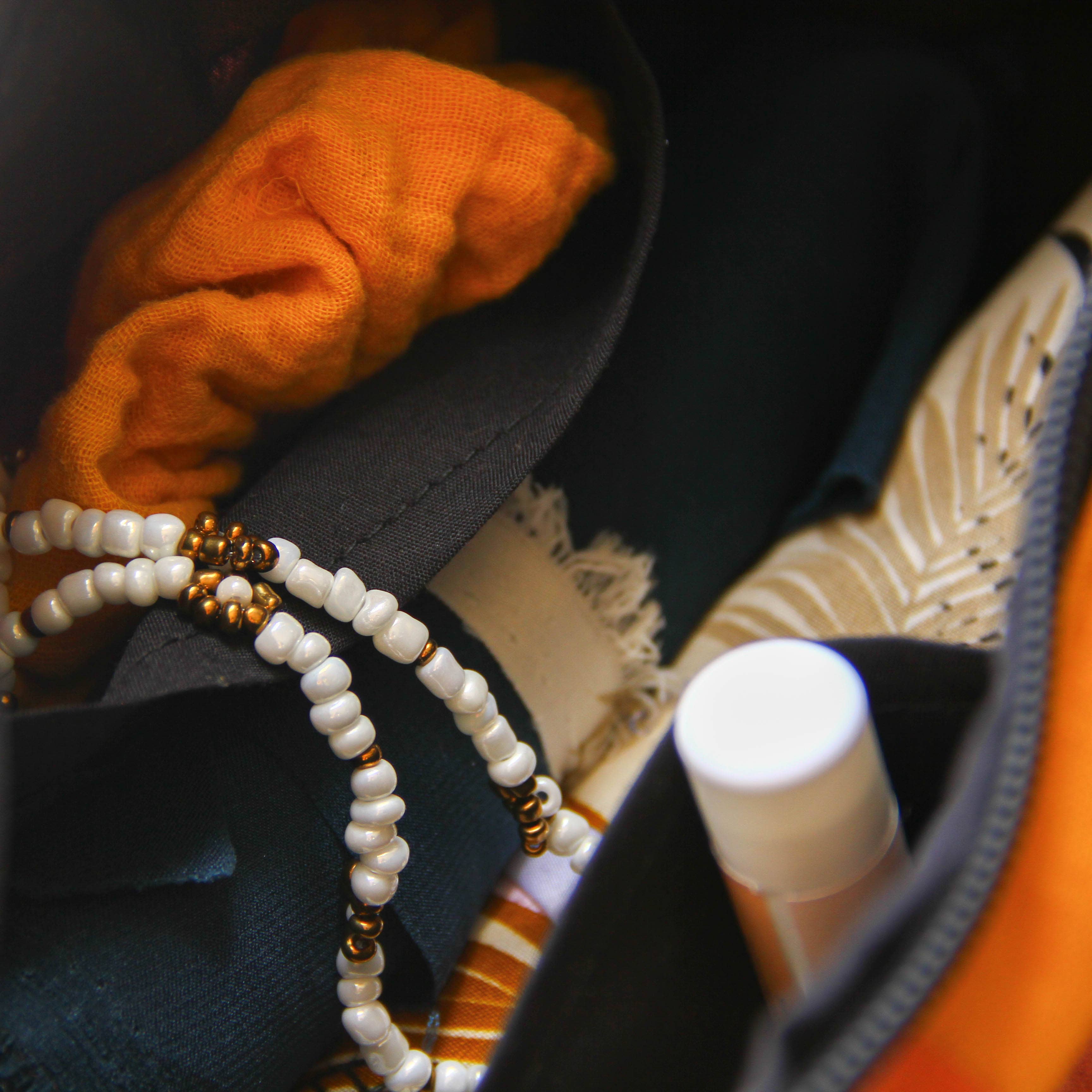 Not I But We - Vente Sac ceinture – unisexe - Sacs bandoulière recyclés | Fabriqués de manière éthique par des survivants13