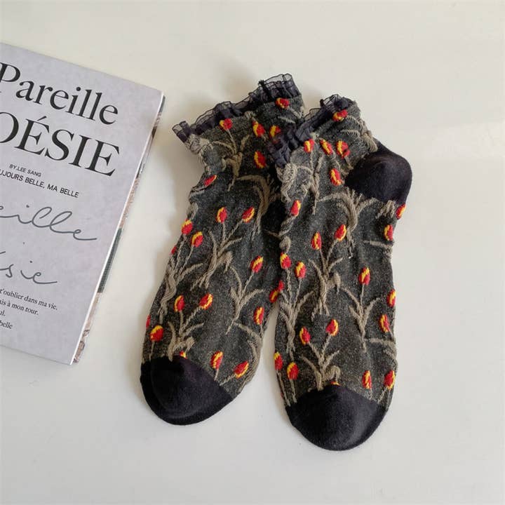Funkyrel® Atzbranding Limited - Wholesale Socks - Women's - Rufia - Tulip Lace Trim Ankle Socks5