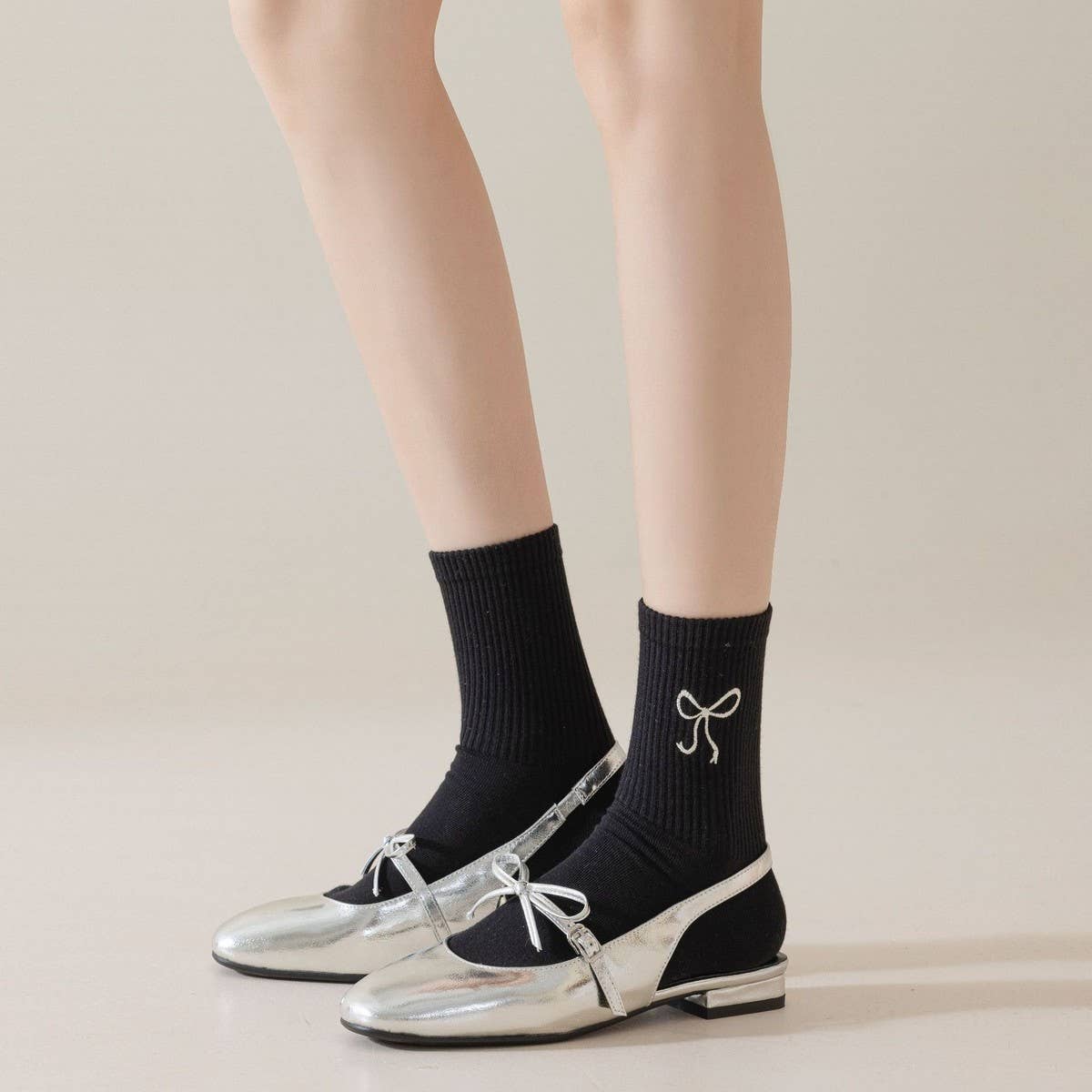ACCITY - Wholesale Socks - Women's - WOMEN'S EMBROIDERED BOW CREW SOCKS_CWMS09218