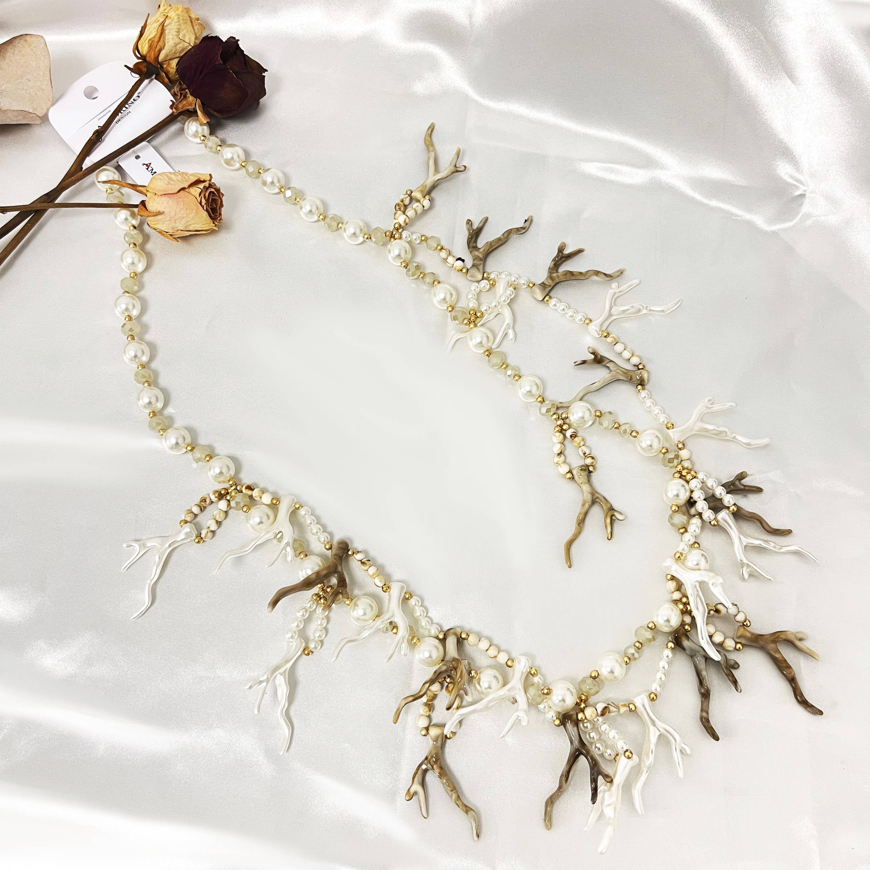 AMORINO SRL – Großhandel Perlenkette – Lange Halskette aus Korallenkristall - PC23148F173